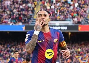 西甲旧将：马竞vs巴萨的欧冠会非常精彩，拉菲尼亚将是决定性球员