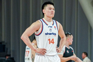 媒体人：上海替补席战斗力CBA独一档 夺冠大热门已呼之欲出