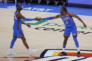 杰伦威：我不期望SGA给我做球 我能自己创造机会并寻找节奏