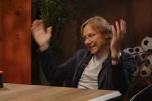 俄罗斯主帅：加入亚足联有啥用？亚洲也就伊日韩沙，去了没得进步