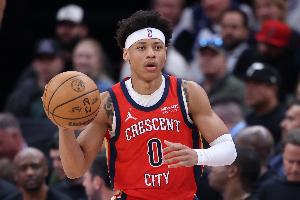 这场打出你的实力！7号秀费尔斯12中9&三分5中3高效砍21分3助2断