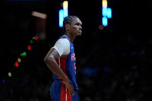 一防稳了？奥萨尔·汤普森过去4场送出15次抢断 还有5次盖帽