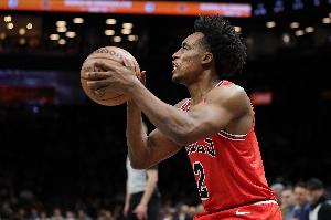 就是得分！塞克斯顿半场不到14分钟 6中6&三分4中4砍下16分！