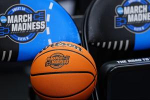 明天开打！NCAA疯三8强对阵：杜克PK康涅狄格 普渡对垒亚利桑那