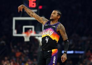 迎来四月天？杰伦·格林三节打卡 0罚球22中13高效砍下31分6板