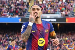 每体：拉菲尼亚很喜欢巴塞罗那的美食，喜欢的餐馆亚马尔也去过