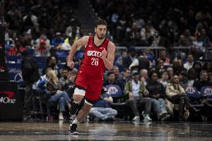 申京多次砍至少35分10板5助&进5+三分 火箭队史第二人&比肩哈登