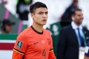 北青：若国足主打5后卫阵型，吾米提江、黄政宇可能增补中卫