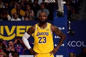 助力球队！湖人在詹姆斯复出后已经取得9胜1负