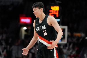 给孩子省2000美元！官方：杨瀚森和朱利安·里斯的技术犯规被撤销