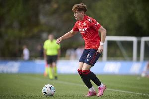 记者：巴萨对穆尼奥斯感兴趣，希望在皇马行使回购权之前签下球员