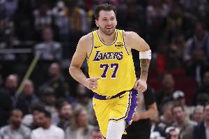 会希望季后赛现在就开打吗？东契奇：不 需要休息