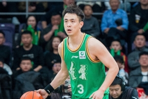 不准但串联全队！赵继伟6中1仅拿2分2板1断 送出11助