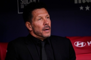 世体：联赛对巴萨 西蒙尼面临用人难题，难以凑出体能充沛的11人