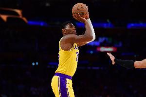 八村塁：我们上次交手被骑士打爆了 今天成功限制了米切尔和哈登