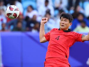 金玟哉：大家在战术执行、态度上有提升，世界杯完全具备竞争力