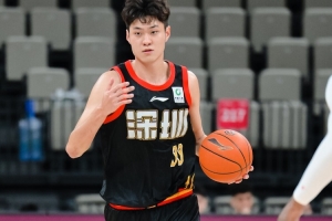 豪取8连胜！深圳最近势头太猛了 仅用一节半就领先广厦20+