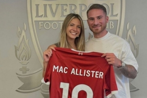 麦卡利斯特：妻子不在我会看成人片，最懂我的教练是德泽尔比