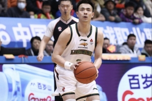 但凡多进几个球呢！赵继伟全场11中2&三分5中0 送出13助攻