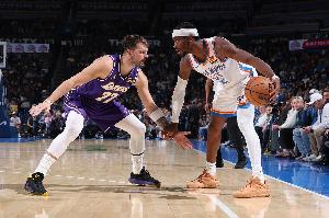 苏群：湖人防SGA突破问题解决不了 这当然不是两队实力的实际差别