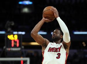 贝弗利：韦德生涯三分命中率才29%还不如威少 却仍是历史前五分位