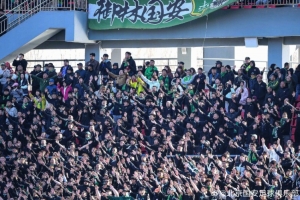 中超联赛第4轮，北京国安客场1-2负于辽宁铁人楠波湾