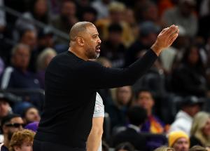 乌度卡：近期的助攻主要是无球跑动带来的 进攻节奏明显推起来了