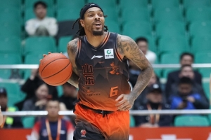 珀塞尔：上一场大比分输球后 全队此役都非常专注 要再接再厉