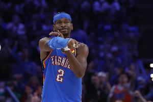 第24次三节打卡 ！亚历山大仅打24分钟10中7拿下20分4板7助1断