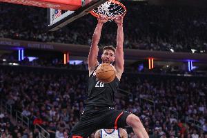 老范：我们需要申京强势反弹 我和亚当斯不在 他的表现太关键了