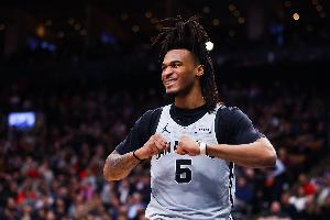 卡斯尔：完成60胜绝对是一件大事 但我们现在瞄准了更大的目标