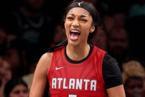 一个“天使”的梦想！里斯晒新球衣PS图：亚特兰大你好！