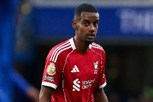 利物浦官方：21名球员随队前往巴黎，伊萨克一同出征