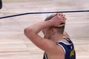 喝水的球没进啊！约基奇勾手不中+补篮磕筐&双手抱头进入加时