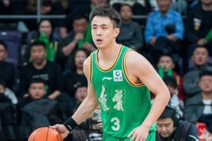 掌控全场！赵继伟13中8拿下全队最高27分外加6板8助2断