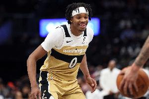 打得还可以！库利巴利10中7高效拿下19分3板1助2帽