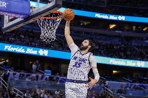 内线存在感十足!比塔泽替补11中6砍14分15板6助 狂抢8个前场板