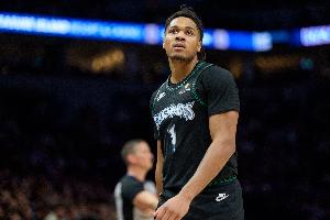 内外开花!香农14中11砍生涯新高33分 三分7中5