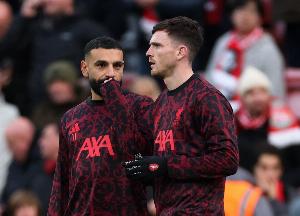 名宿:萨拉赫完全有理由摆烂,但他却和全队一起完成赛后恢复训练