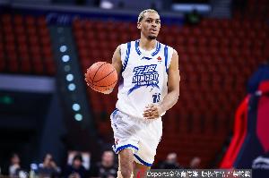 媒体人：宁波昨晚的处理很果决 他们天赋一般&化学反应不能受影响