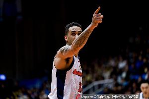 身手全能！奎因20中13拿到29分7板7助2断1帽 正负值+26最高