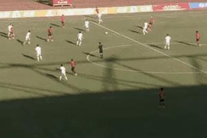 谭龙代表亚泰打进90粒进球，成为亚泰队史新射手王