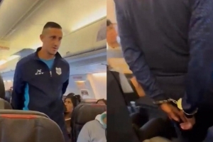 阿媒：一名阿根廷球员在飞机上发出炸弹威胁，被抓走且可能被解约