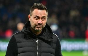 坏了!德泽尔比自2017年10月以来首次执教正式比赛首秀输球