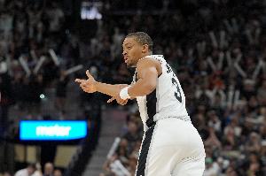 与尚帕尼赛季全勤！凯尔登：充分证明了我们医疗团队有多出色