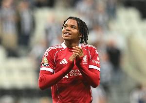 利物浦名宿：斯洛特应该在欧冠中让恩古莫哈继续首发