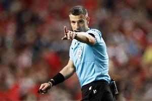 图片报：温契奇5次执法拜仁取得2胜2平1负，4次执法皇马取得3胜