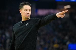 米奇:我们不会让任何人打40分钟 也不会为了结果过度使用球员