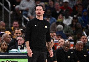 雷迪克：我们只管掌控自己能掌控的事 部分球员会有出场时间限制