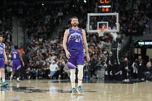 爵士休赛期人员情况：凯斯勒新秀合同到期 乐福将成自由球员